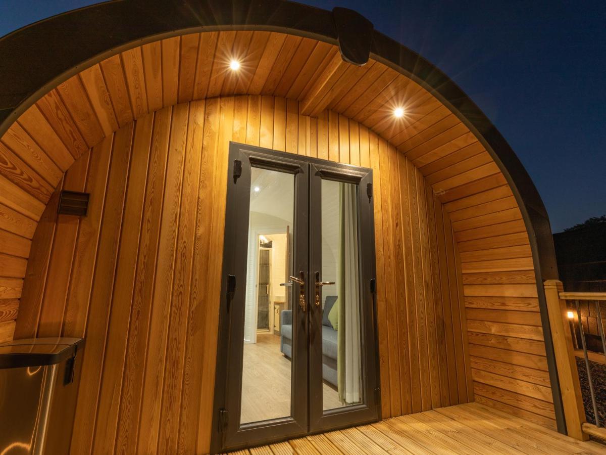 Weedingshall Lodges 福尔柯克 外观 照片
